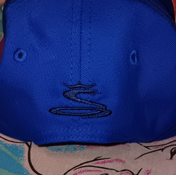 New Cobra Tour Exclusive Snapback Hat Golfing Cap Golf - Picture 2 of 3